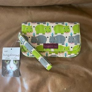 NWT bungalow 360 hippo wristlet